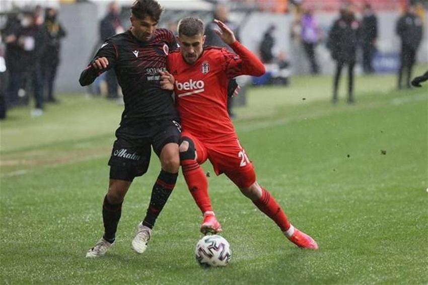 Kara Kartal'da 'Tosun Paşa' şov yaptı! Gençlerbirliği: 0 Beşiktaş: 3