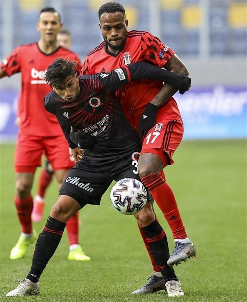 Kara Kartal'da 'Tosun Paşa' şov yaptı! Gençlerbirliği: 0 Beşiktaş: 3