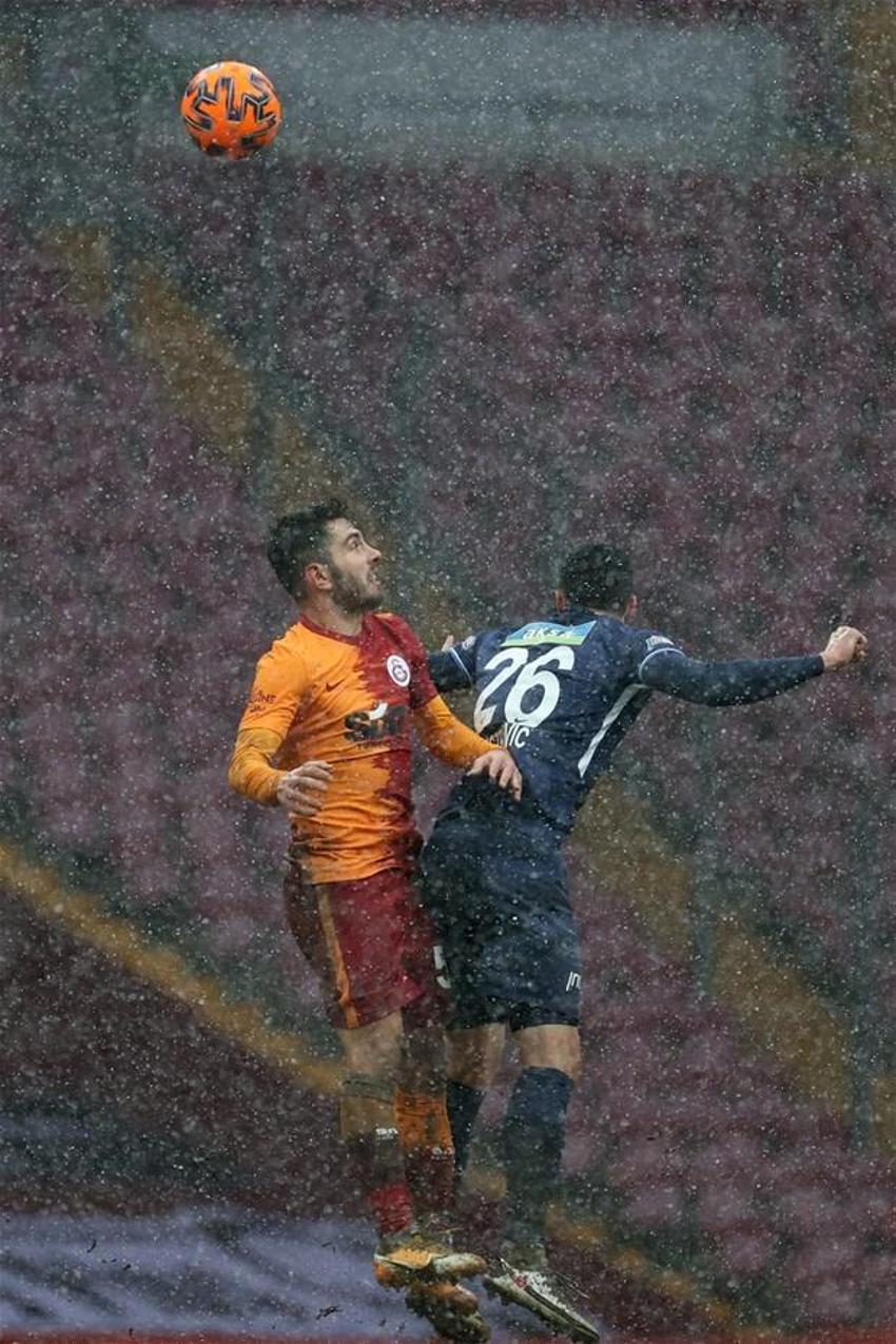 Rıdvan Dilmen'den flaş yorum! 'Serdar Tatlı bu işi beceremedi'