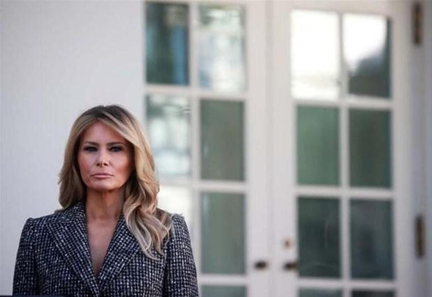 Trump'a darbe üstüne darbe! Melania yaptıklarıyla şok etti...