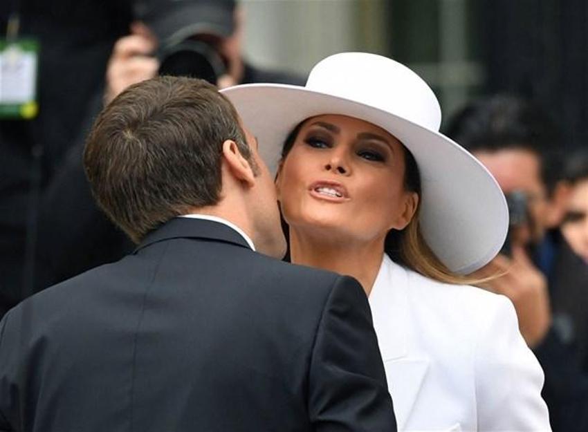 Trump'a darbe üstüne darbe! Melania yaptıklarıyla şok etti...