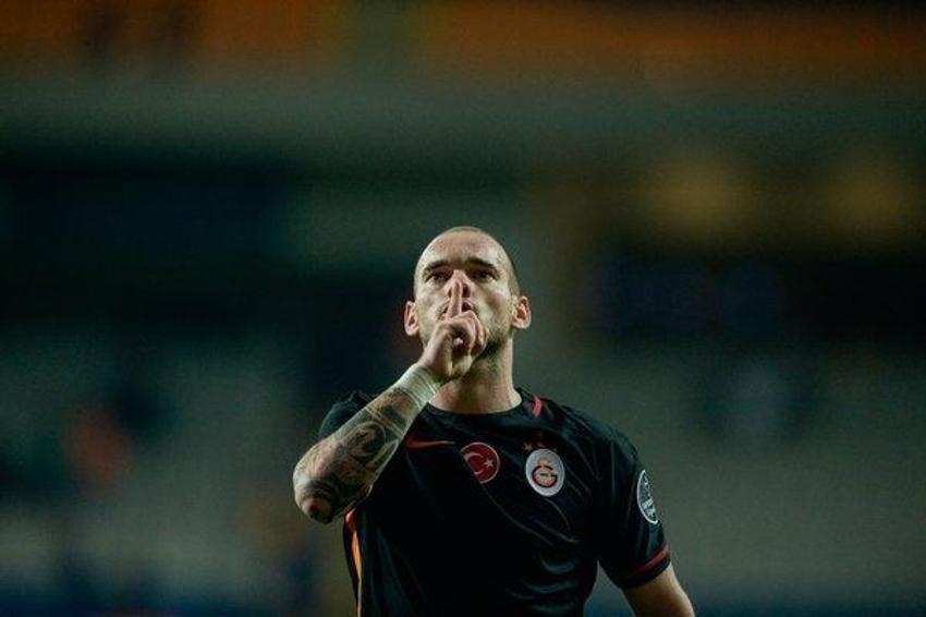 Wesley Sneijder sürprizi! Görüşmelere başladı