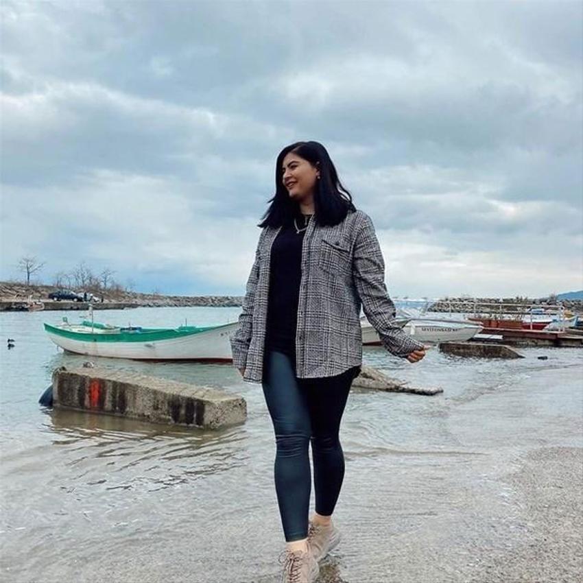 Hanife Gürdal sosyal medyayı salladı! Süper minili gönderme
