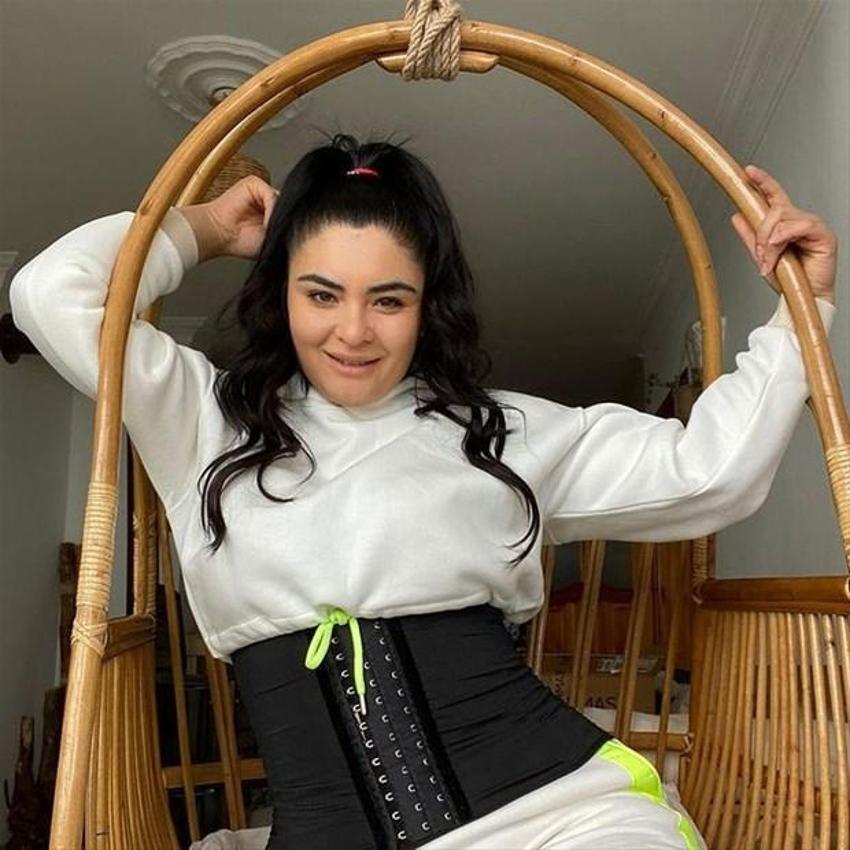 Hanife Gürdal sosyal medyayı salladı! Süper minili gönderme