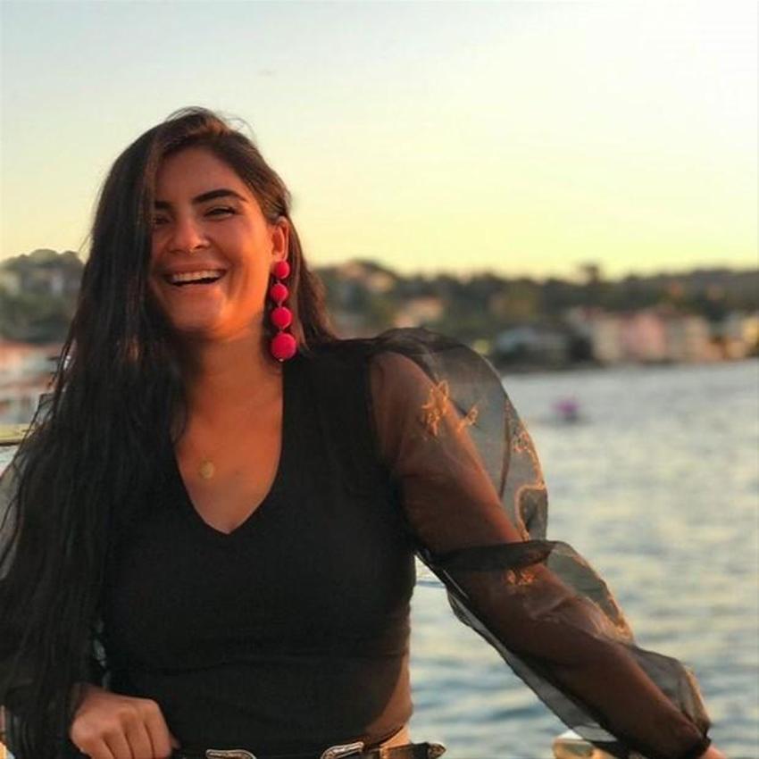 Hanife Gürdal sosyal medyayı salladı! Süper minili gönderme