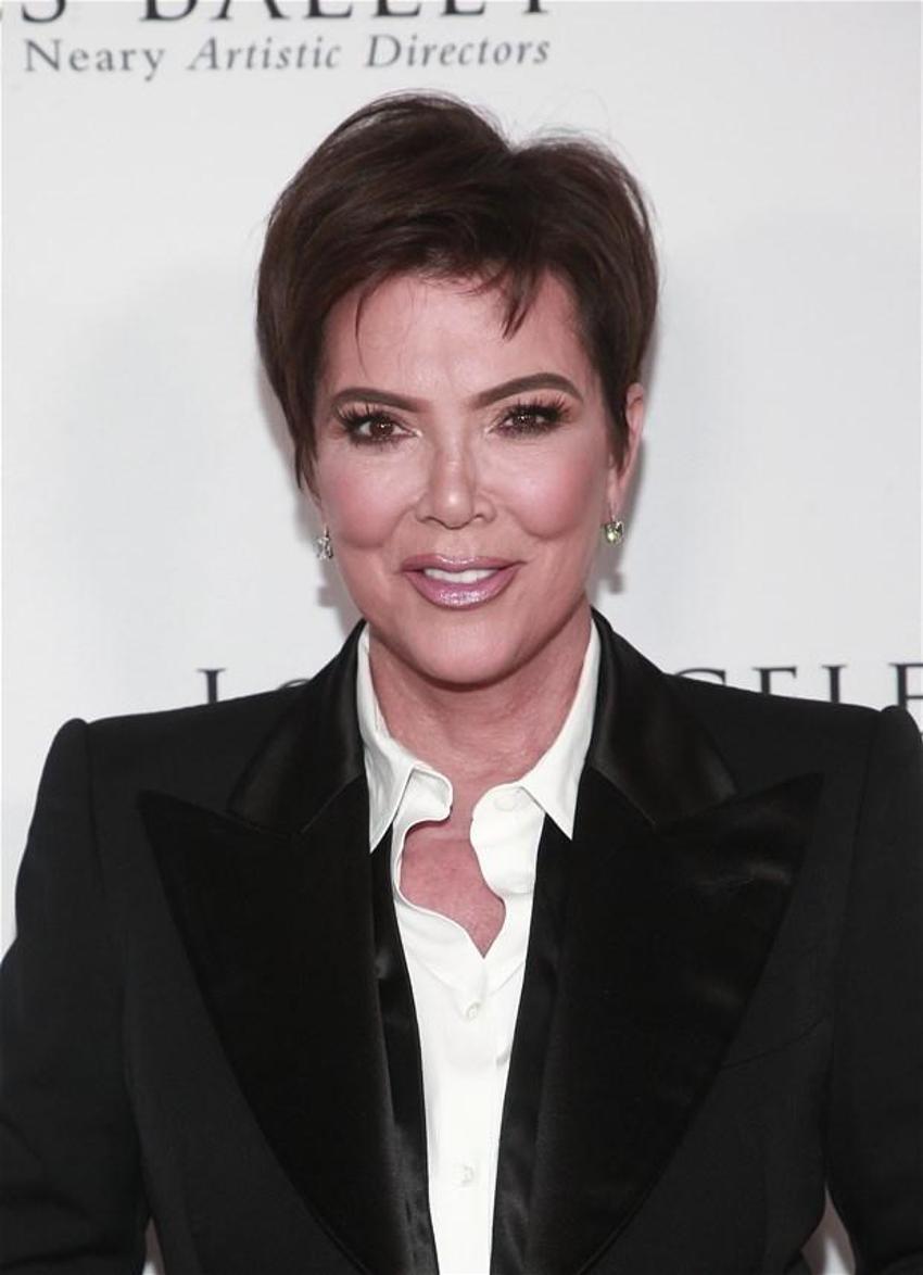 Kris Jenner tacizle suçlanıyor! 3 milyon...