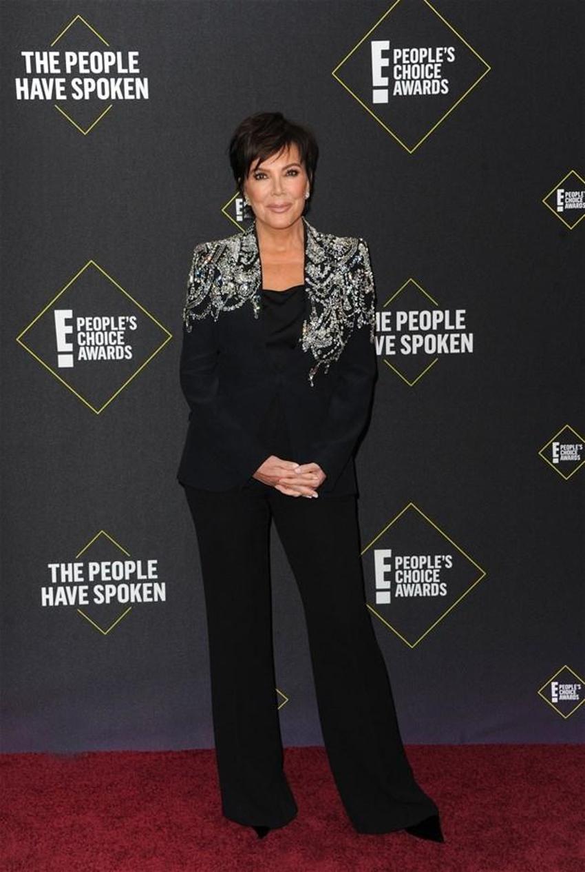 Kris Jenner tacizle suçlanıyor! 3 milyon...