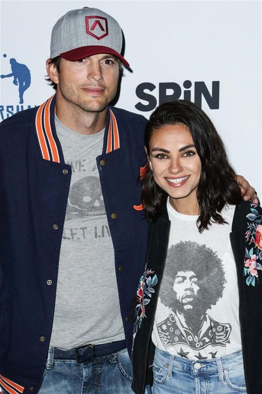 Ashton Kutcher yatakta şoke oldu! Eşinin izlediği...