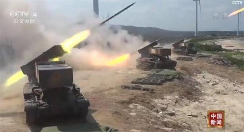 ABD-Çin kapışmasında tehlikeli anlar! Görüntüler gündeme bomba gibi düştü...