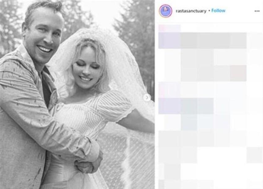 Pamela Anderson beşinci kez evlendi