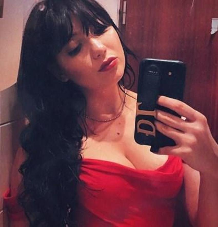 İngiliz model Daisy Lowe'dan taciz itirafı: Yatak odasına götürüp...