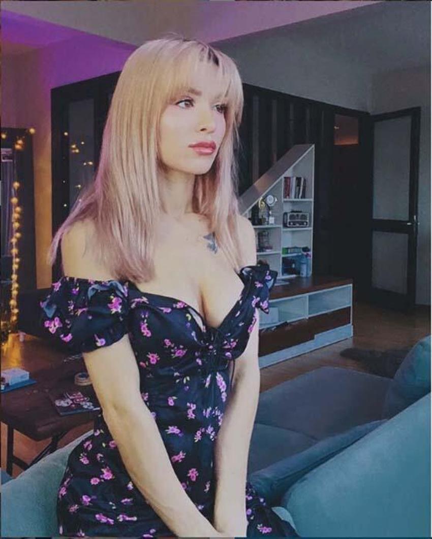 Feride Hilal Akın imaj değiştirdi!