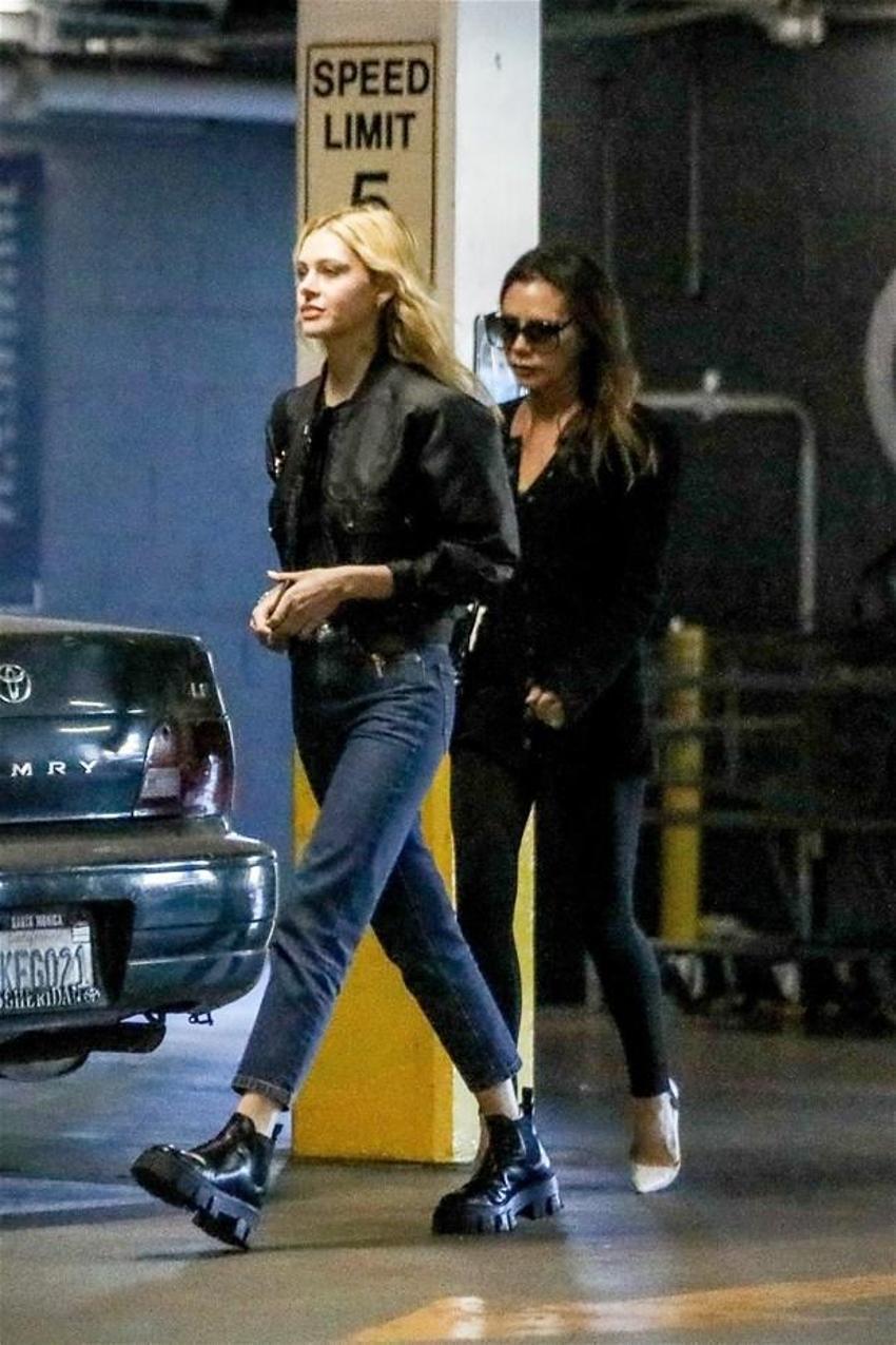 Brooklyn Beckham'dan nişanlısına büyük jest!