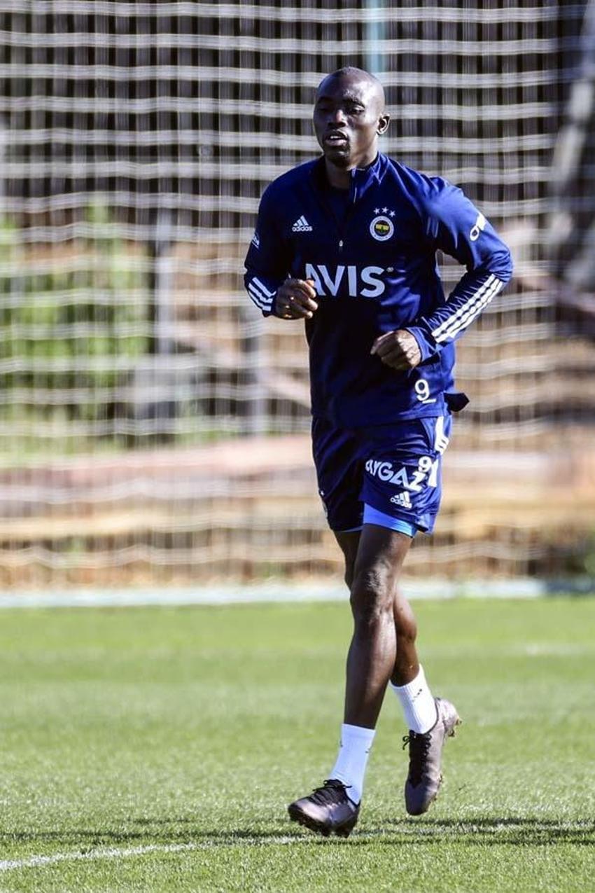 Fenerbahçe'de Papiss Cisse için flaş karar! Erol Bulut: Gitsin...