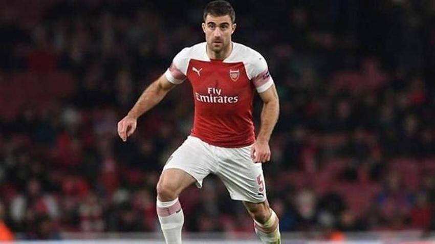 Fenerbahçe'ye Sokratis'ten şok haber! Tam 4 dev kulüp devrede