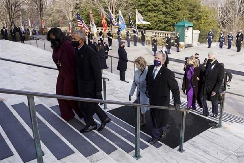 Dünya saniye saniye izledi! Melania Trump damgasını vurdu Jill Biden ve Kamala Harris ise...