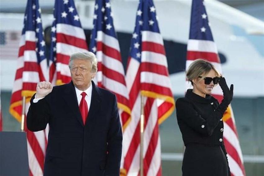Dünya saniye saniye izledi! Melania Trump damgasını vurdu Jill Biden ve Kamala Harris ise...