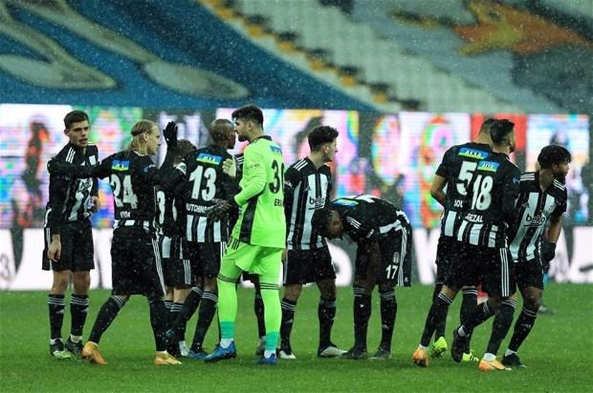 Beşiktaş - Galatasaray derbisi sonrası inanılmaz tepki! 'Tam bir fiyasko ya'