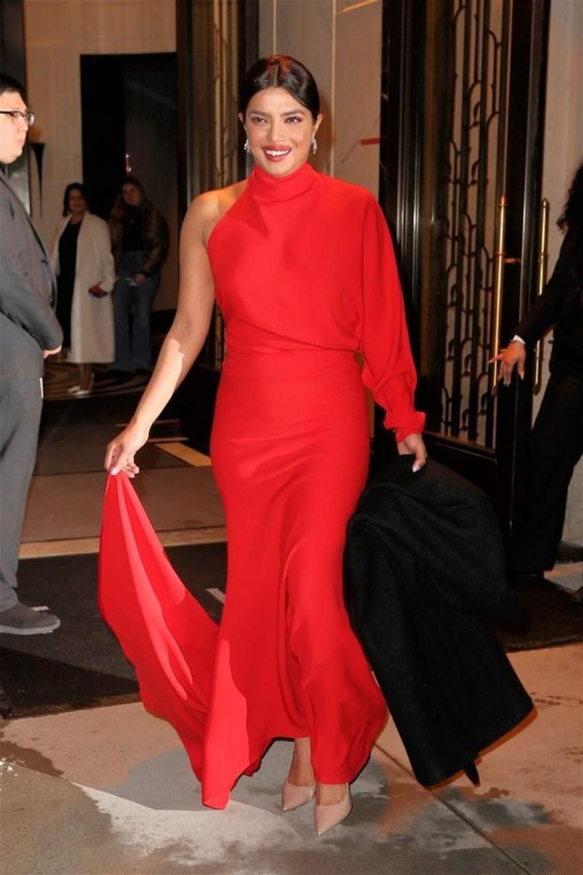 Priyanka Chopra'nın 17 yaşındaki haline beğeni yağdı!