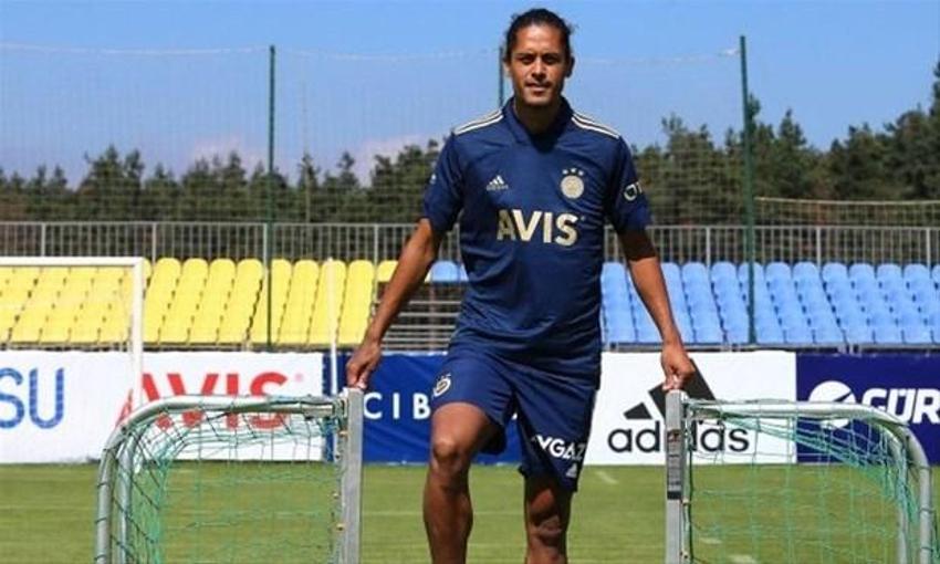 Oynamayınca isyan çıkardı! Fenebrahçe'de kaos... 'Bırakın İspanya'ya gideyim'