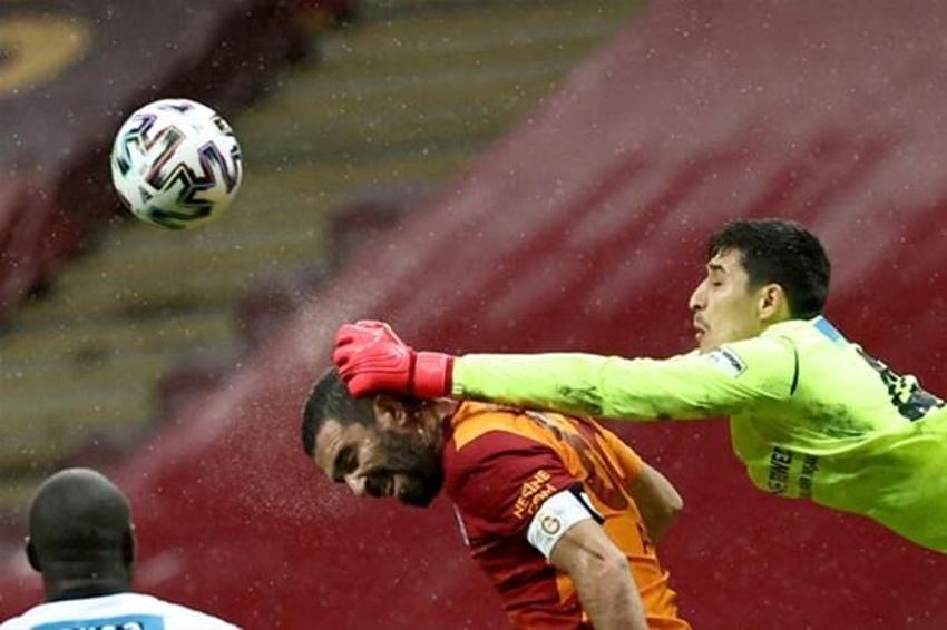Galatasaray - Gençlerbirliği maçından sonra flaş Diagne gerçeği ve sert eleştiri! 'Babası yaşında adam...'