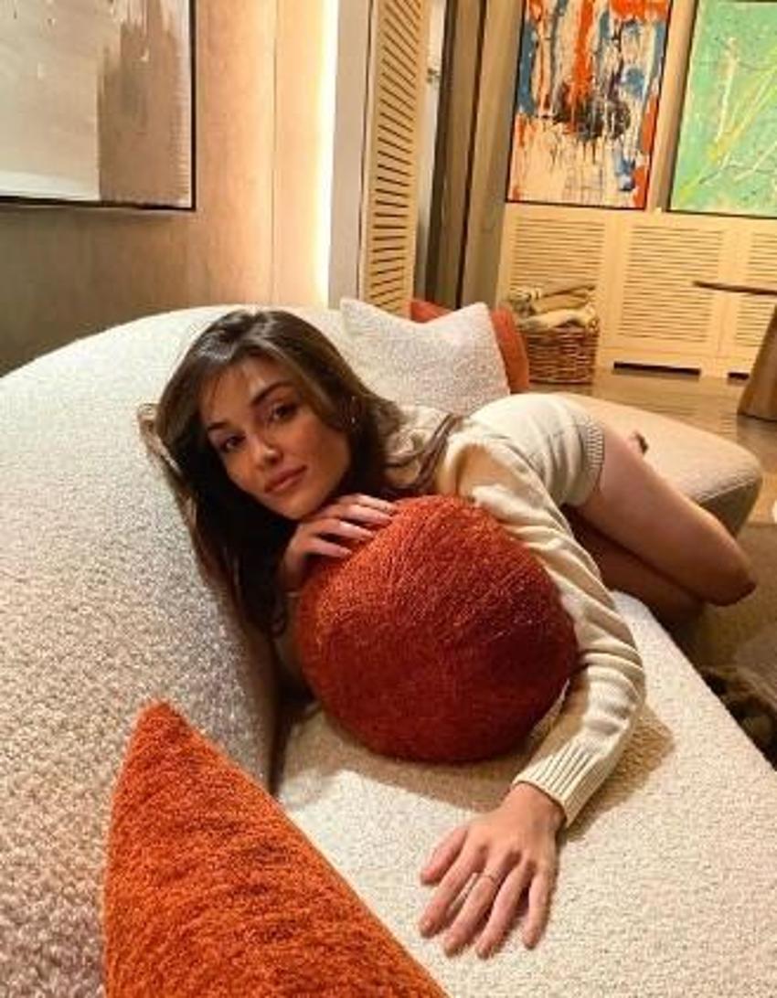 Hande Erçel'in ev hali olay yarattı!
