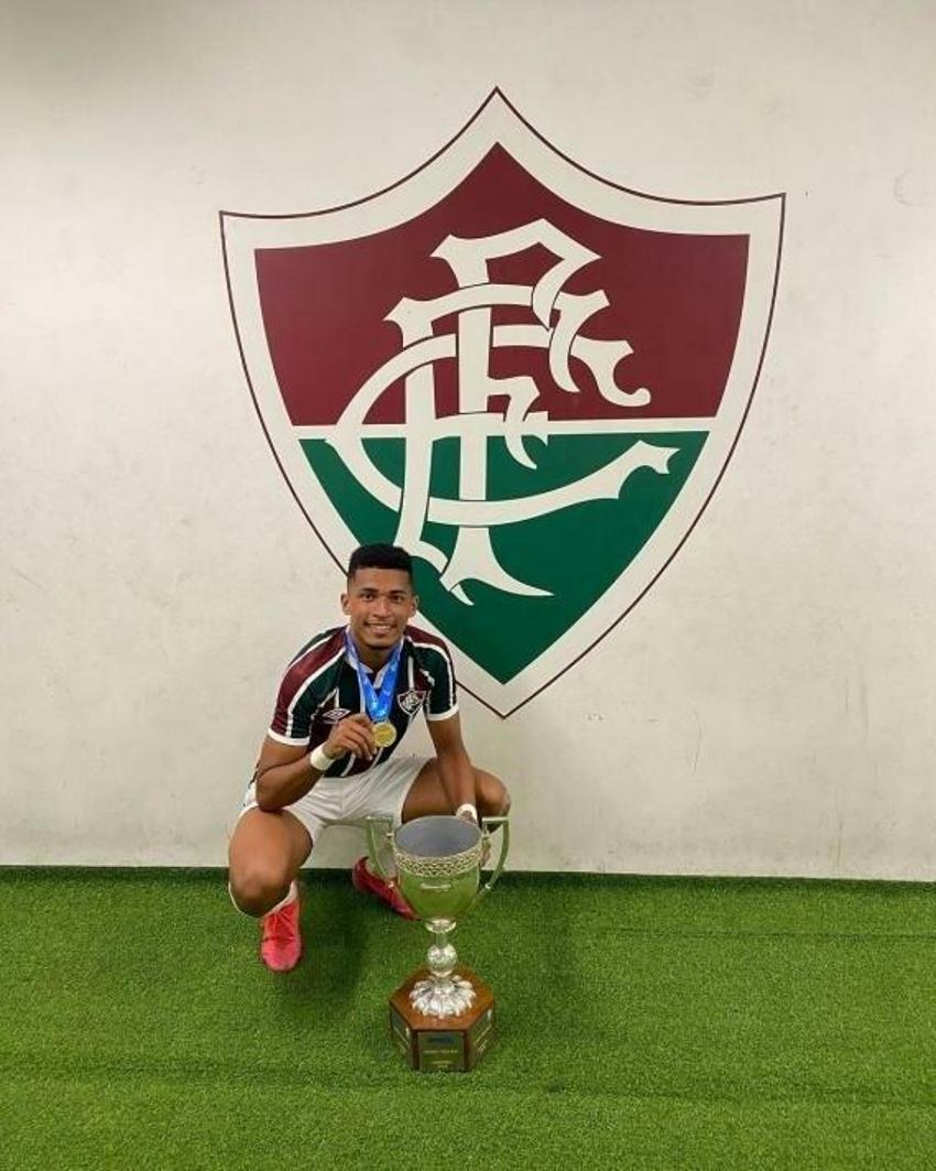 Ali Akman, Burak Kapacak ve Batuhan Kör'e 5 milyon euro!