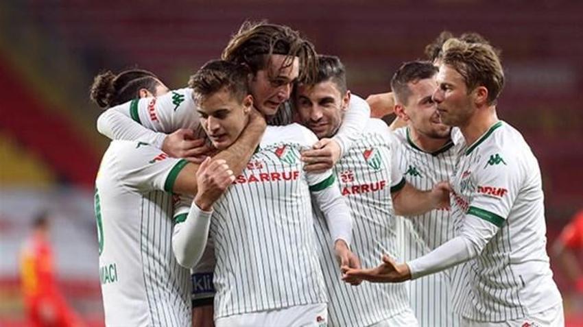 Fenerbahçe Bursaspor'un gerçek yıldızını transfer ediyor! Ali Akman da değil Batuhan Kör de!