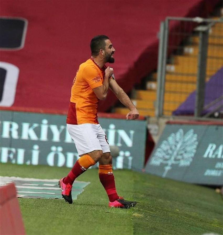 Herkes Taylan Antalyalı'yı konuşuyor! '40 yıllık postacı yapamaz'
