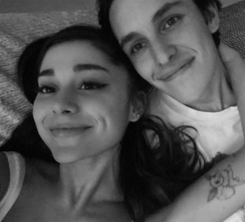Ariana Grande sevgilisi Dalton Gomez ile nişanlandı