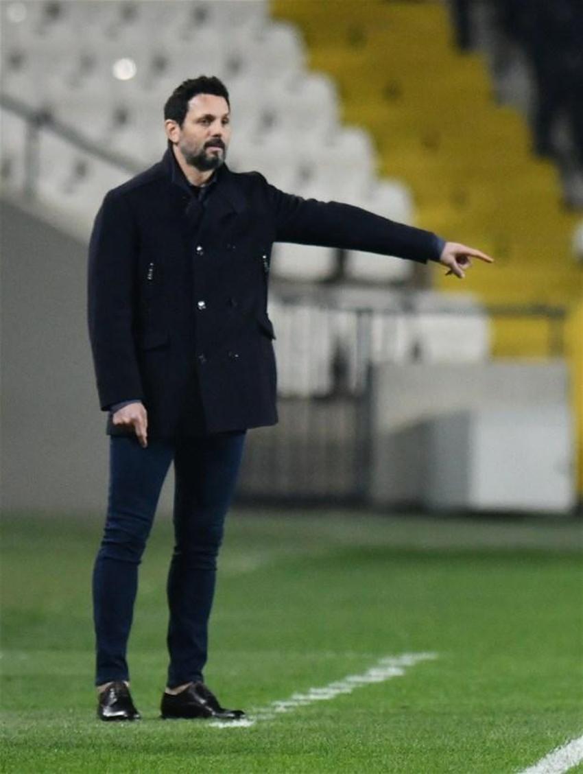 Erol Bulut basının toplantısını gülerek açtı! İşte istifa açıklaması