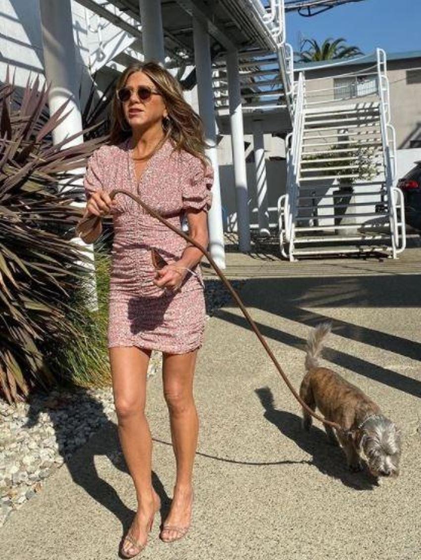 Jennifer Aniston sosyal medyada fotoğraf paylaşıp servet kazanıyor!