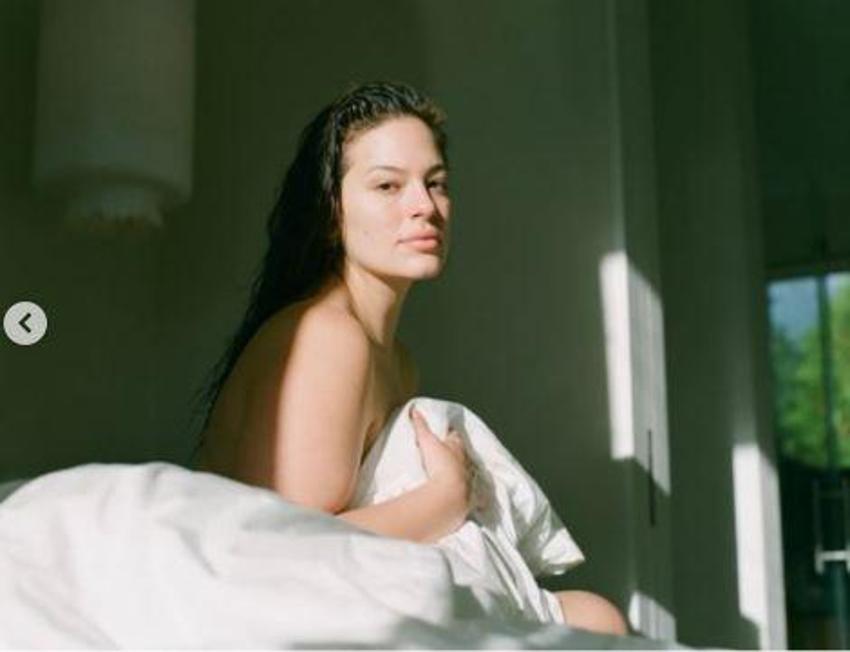 Ashley Graham'dan kocasına çok özel pozlar!