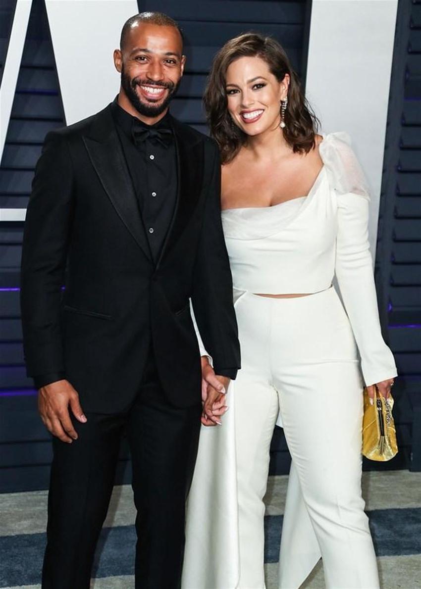 Ashley Graham'dan kocasına çok özel pozlar!