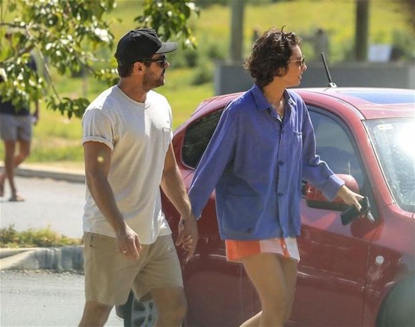 Zac Efron gönlünü Avustralya'daki garsona kaptırdı!