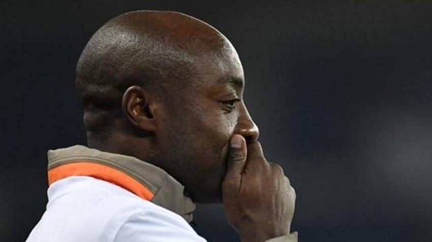 Herkes diz çöktü! Pierre Webo'nun göz yaşları...
