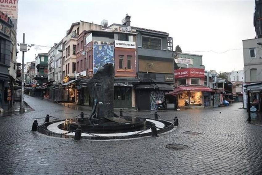 Koronavirüs vakalarında Anadolu hâlâ alarm veriyor! Yasak kararları sonrası ilk veriler...