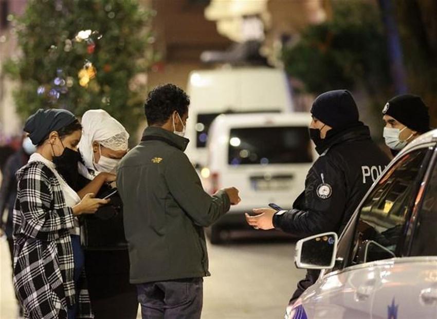 Koronavirüs vakalarında Anadolu hâlâ alarm veriyor! Yasak kararları sonrası ilk veriler...