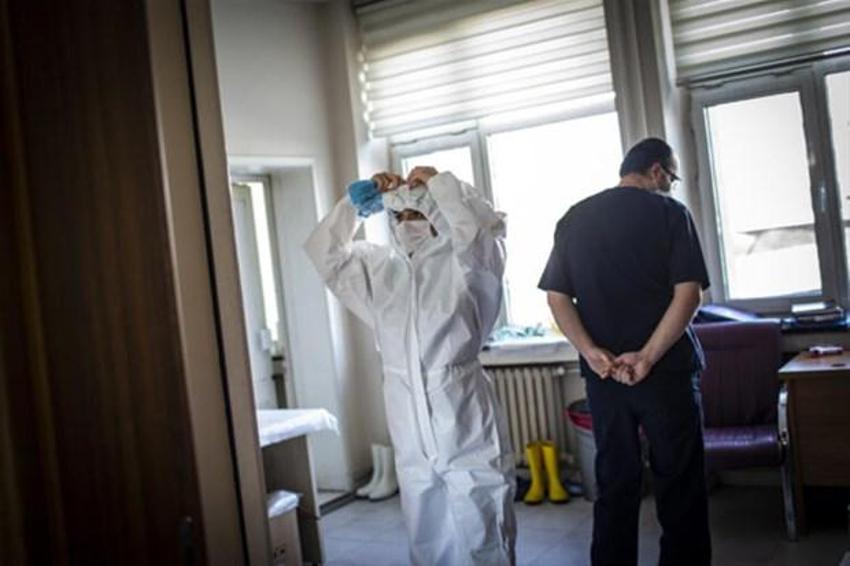 Koronavirüs haritası korku salıyor! Nüfusu 23 ilden fazla olan ilçede esnaf isyan etti...