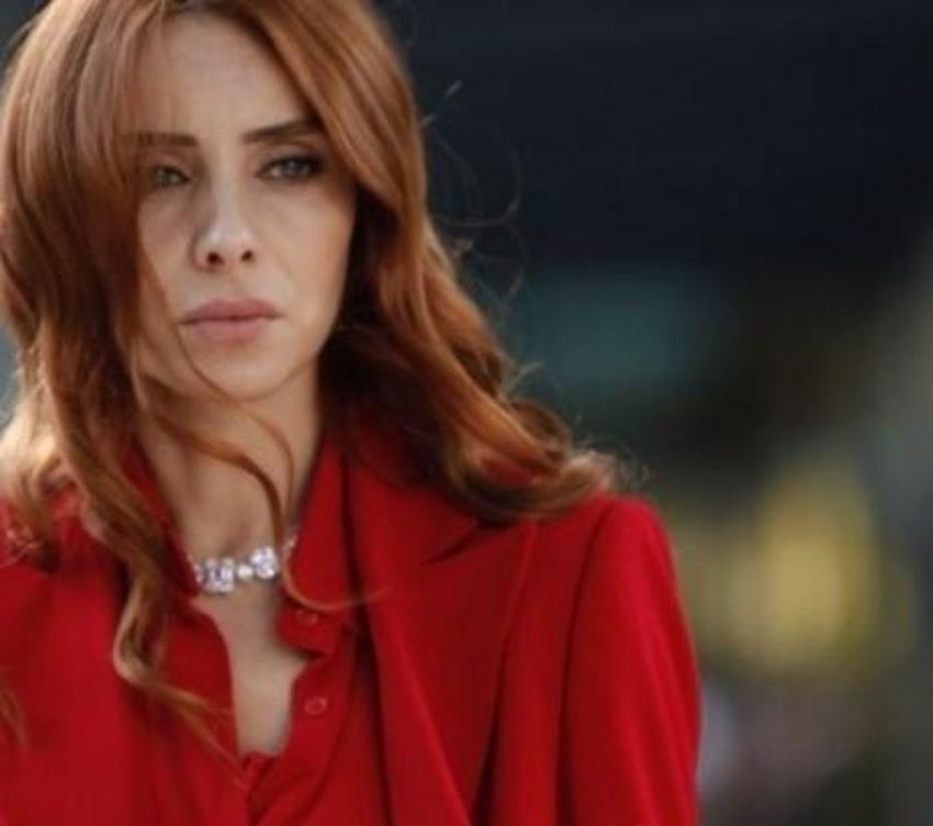 Nur Fettahoğlu sosyal medyada gündem oldu! Gerçek mesleğini duyanlar inanmıyor