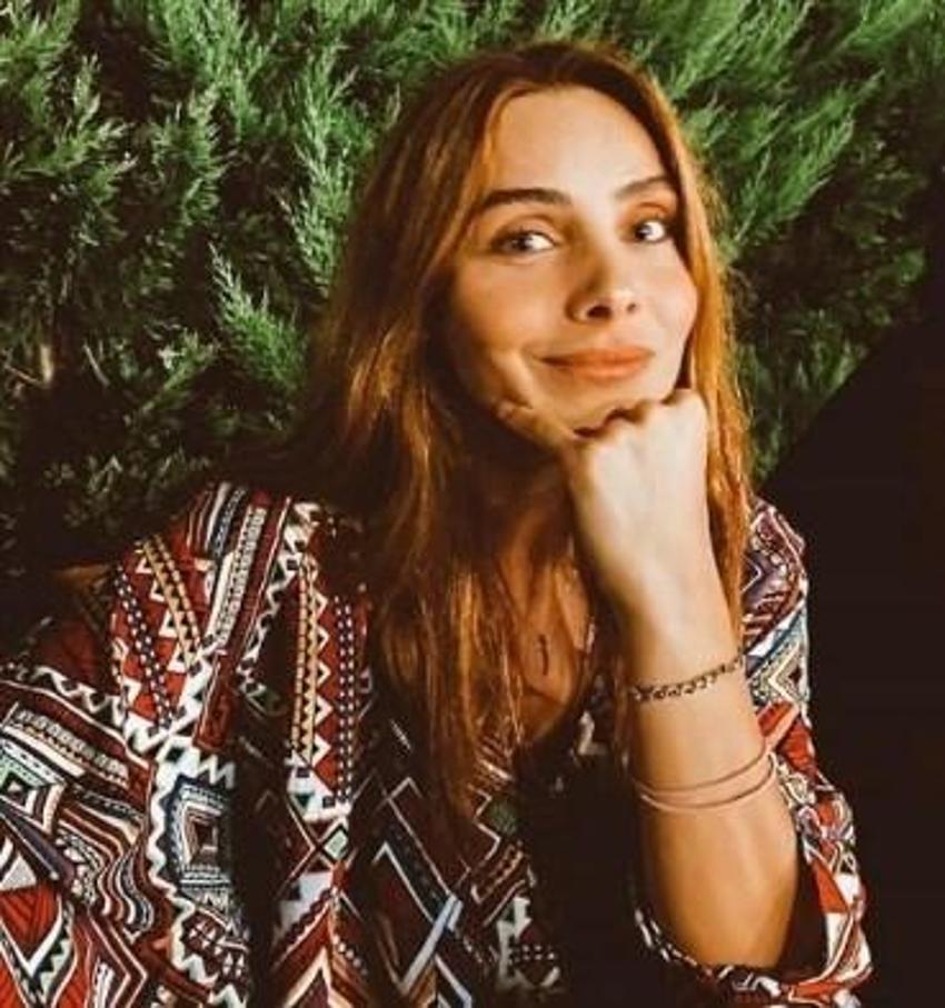 Nur Fettahoğlu sosyal medyada gündem oldu! Gerçek mesleğini duyanlar inanmıyor