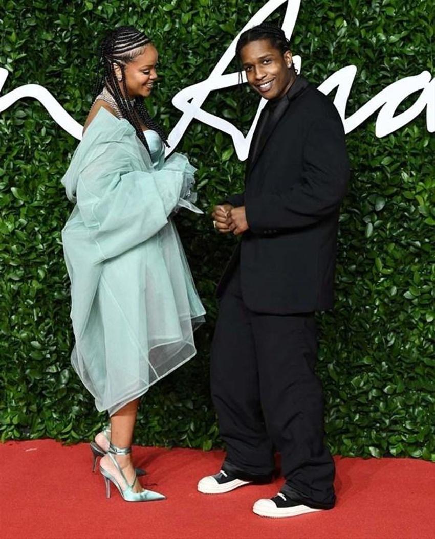 Rihanna ile ASAP Rocky'den ilk fotoğraf!