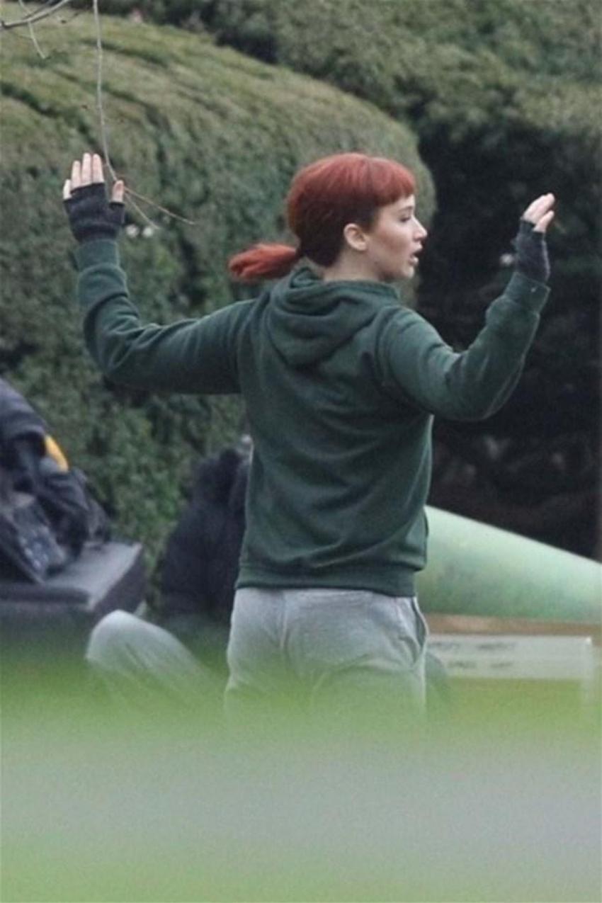 Jennifer Lawrence yeni filmi için imaj değiştirdi! Ünlü yıldız kızıl saçlı oldu