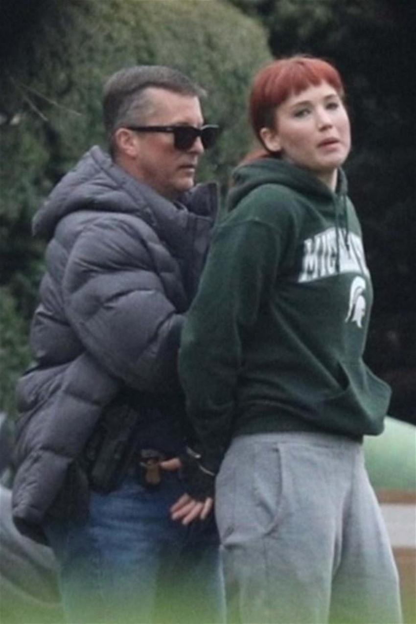 Jennifer Lawrence yeni filmi için imaj değiştirdi! Ünlü yıldız kızıl saçlı oldu