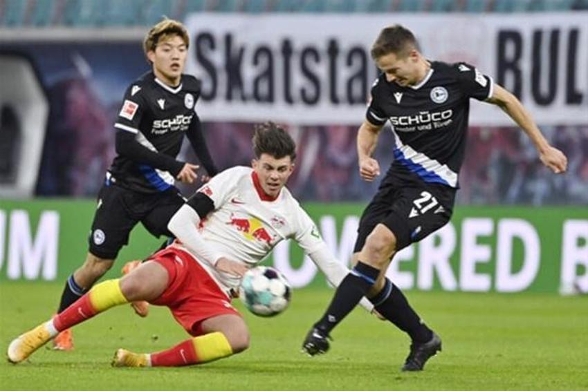 Leipzig'de Alexander Sörloth kabusu sürüyor! Max Kruse şov yaptı...