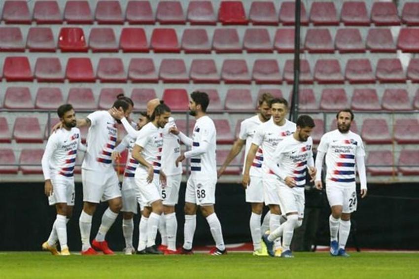 Türkiye Kupası'nda Batuhan Karadeniz çılgınlığı! Hat-trick yaptı ama...