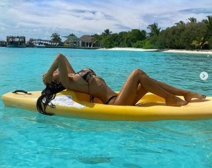 Chloe Khan Instagram'ı sallıyor!