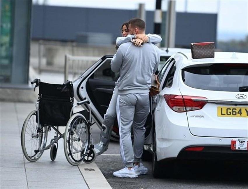 Katie Price yürümeyi unuttu