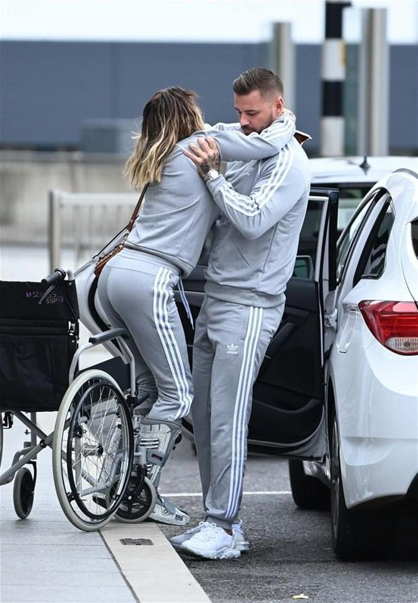 Katie Price yürümeyi unuttu