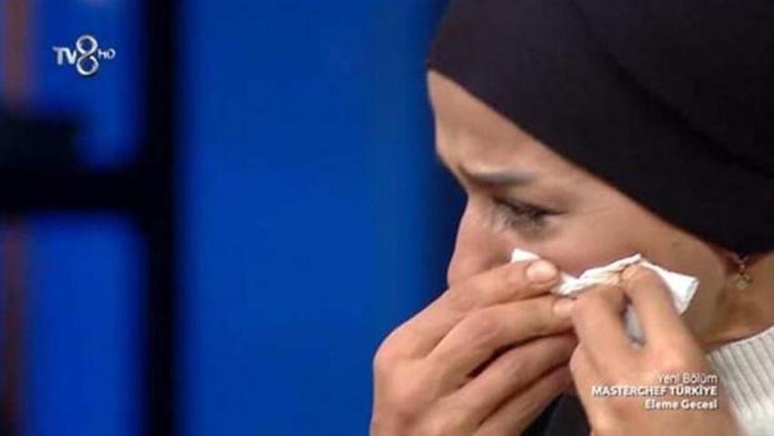 Masterchef Esra elendi! Bomba açıklama yaptı...